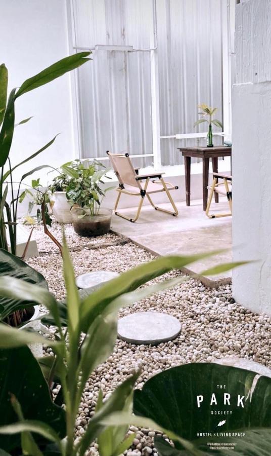 The Park Society Hostel Chiang Mai Ngoại thất bức ảnh