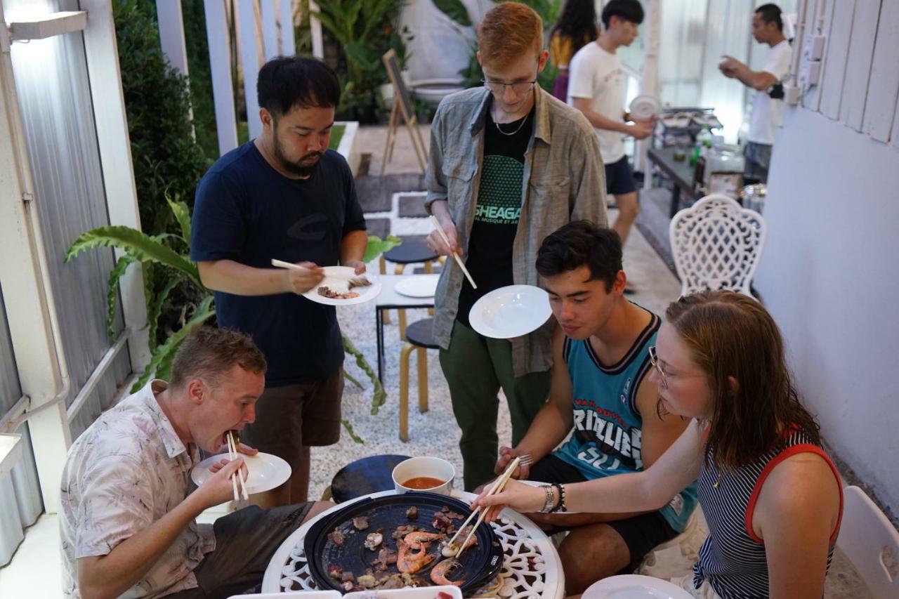 The Park Society Hostel Chiang Mai Ngoại thất bức ảnh